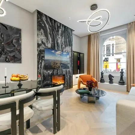Stylish London Stay - Walk To Top Sights